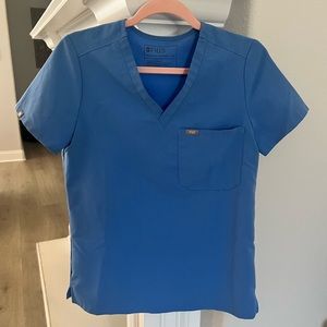 Figs XS Ceil Blue Catarina™ One-Pocket Scrub Top.